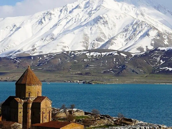 Private Half-Day Lake Sevan, Sevanavank Tour from Yerevan